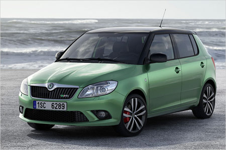 Чешский концерн представил новую заряженную версию Skoda RS