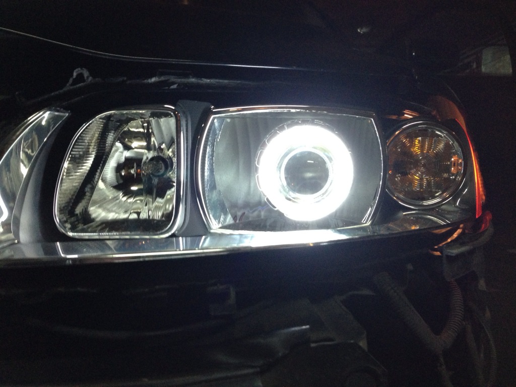 Установка биксеноновых линз на Volvo S60