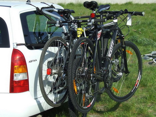 крепежный элемент велика на авто